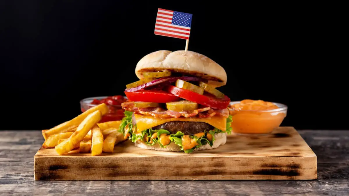 Amerikansk restaurang Gustavsberg: Daisy´s Gula porten hamburgare kebab grill